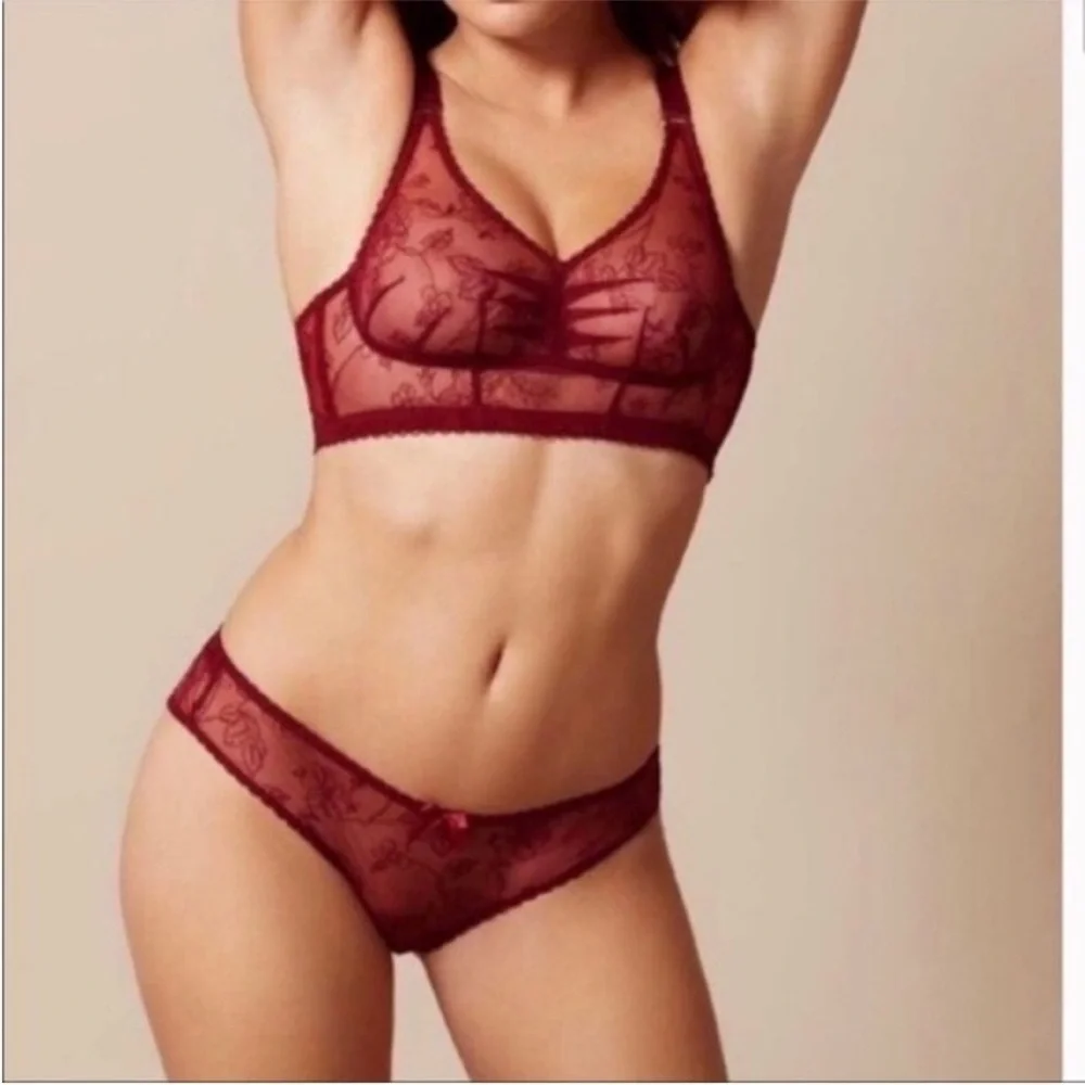 Agent Provocateurs Liv Burgundy Soft Lace Bra Size 2/4‎